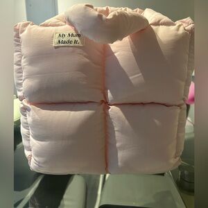 My mum made it puffer tote bag